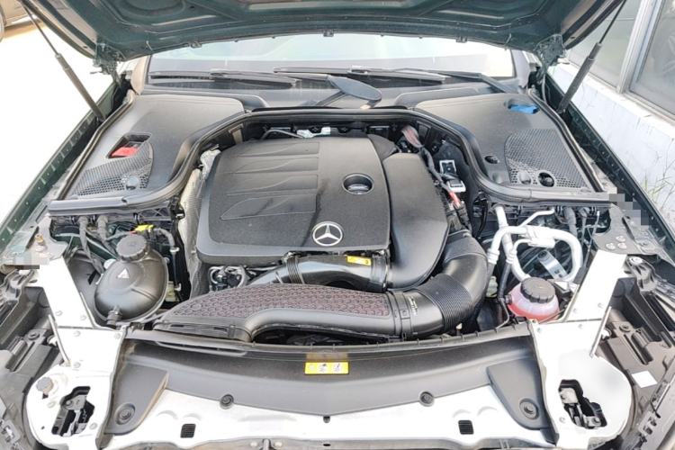 Used Mercedes-Benz E-Class 2020 E 260 Coupe Engine Bay