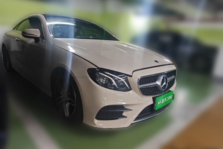Used Mercedes-Benz E-Class 2020 E 260 Coupe Front Right 45 Deg