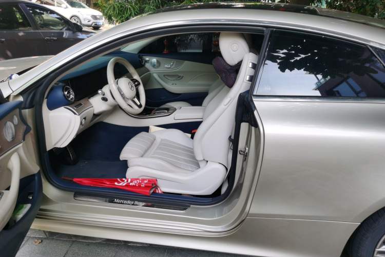 Used Mercedes-Benz E-Class 2020 E 260 Coupe Left Front Seat