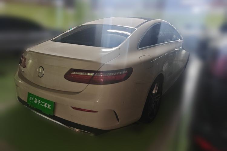 Used Mercedes-Benz E-Class 2020 E 260 Coupe Rear Right 45 Deg