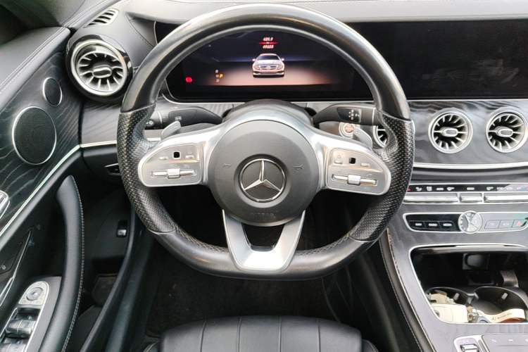 Used Mercedes-Benz E-Class 2020 E 260 Coupe Steering Wheel