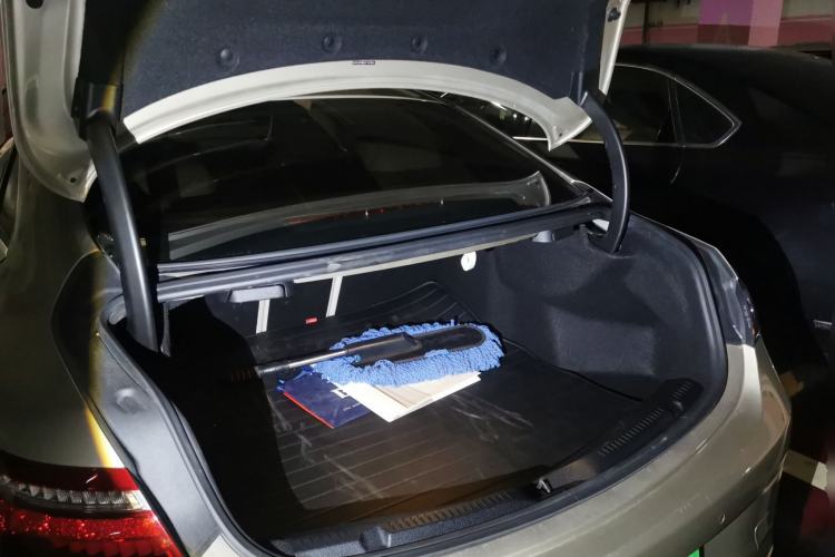 Used Mercedes-Benz E-Class 2020 E 260 Coupe Trunk