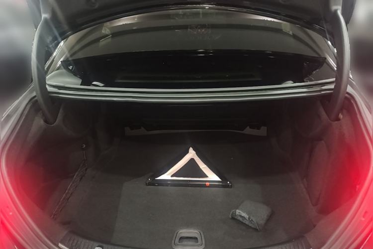 Used Mercedes-Benz E-Class 2020 Facelift E 300 L Stylish Edition Trunk