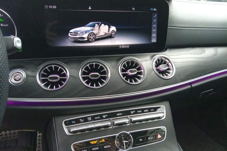 Used Mercedes-Benz E-Class 2020 E 260 Convertible Coupe Audio And AC Panel