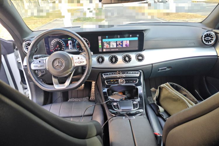 Used Mercedes-Benz E-Class 2020 E 260 Coupe Center Console