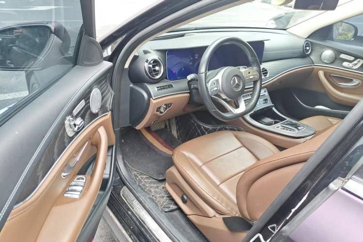 Used Mercedes-Benz E-Class 2020 Restyled E 300 L Sport Exclusive Edition Driver Seat