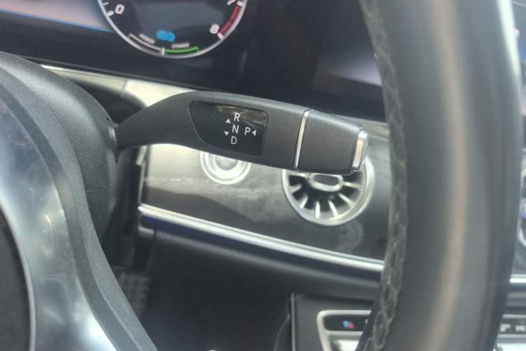 Used Mercedes-Benz E-Class 2020 E 260 Coupe Gear Lever