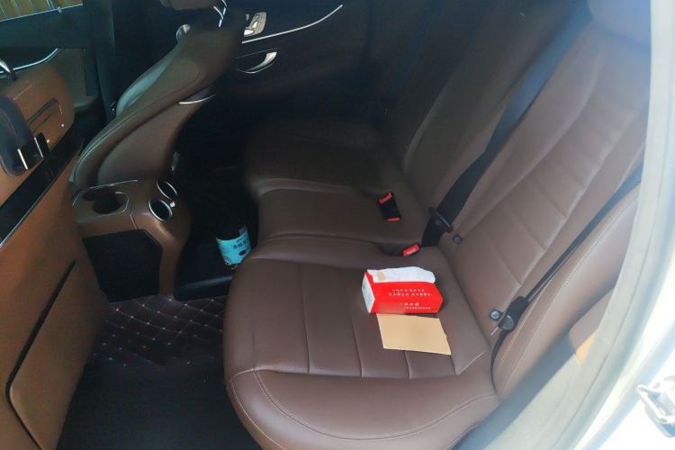 Used Mercedes-Benz E-Class 2020 E 300 L Sport Luxury Edition Left Rear Seat