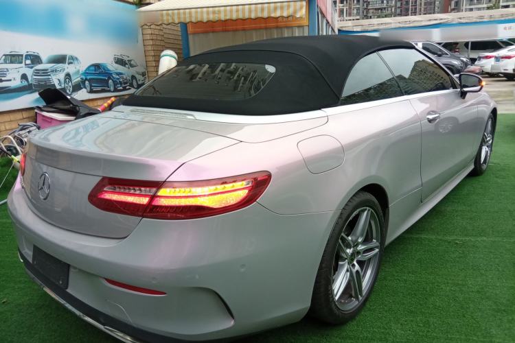 Used Mercedes-Benz E-Class 2020 E 260 Convertible Coupe Rear Right 45 Deg