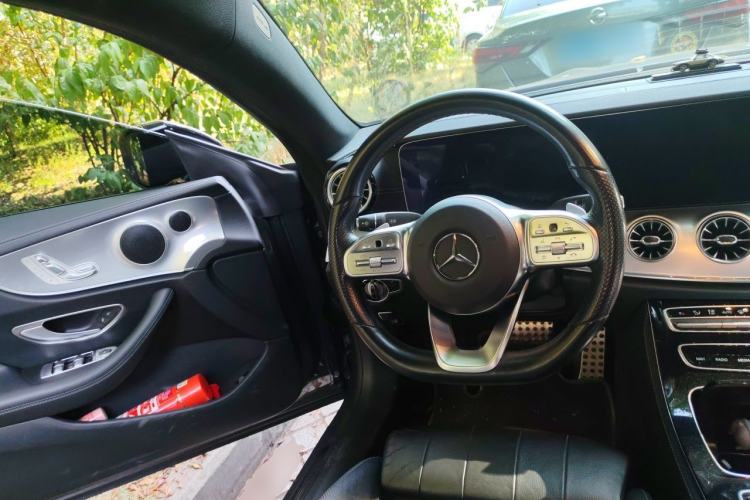 Used Mercedes-Benz E-Class 2020 E 260 Coupe Steering Wheel