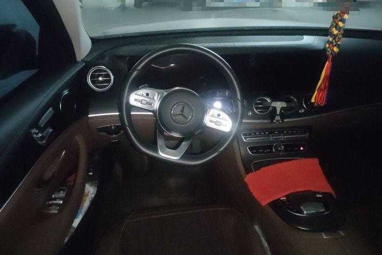 Used Mercedes-Benz E-Class 2020 E 260 L Sport 4MATIC Steering Wheel