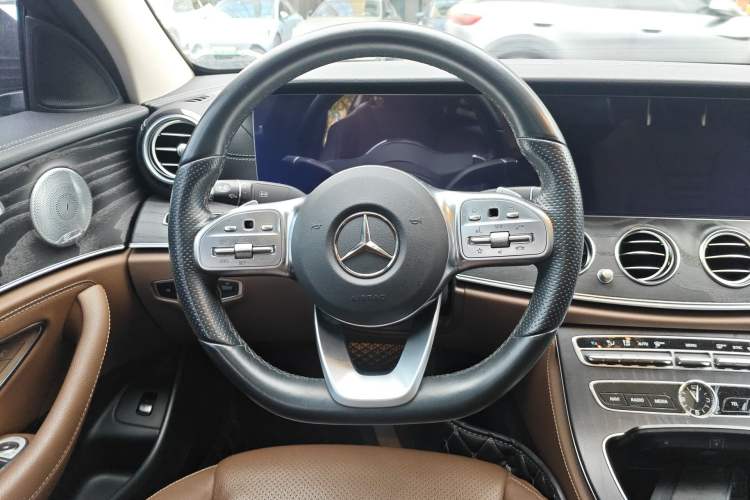 Used Mercedes-Benz E-Class 2020 Restyled E 300 L Sport Exclusive Edition Steering Wheel