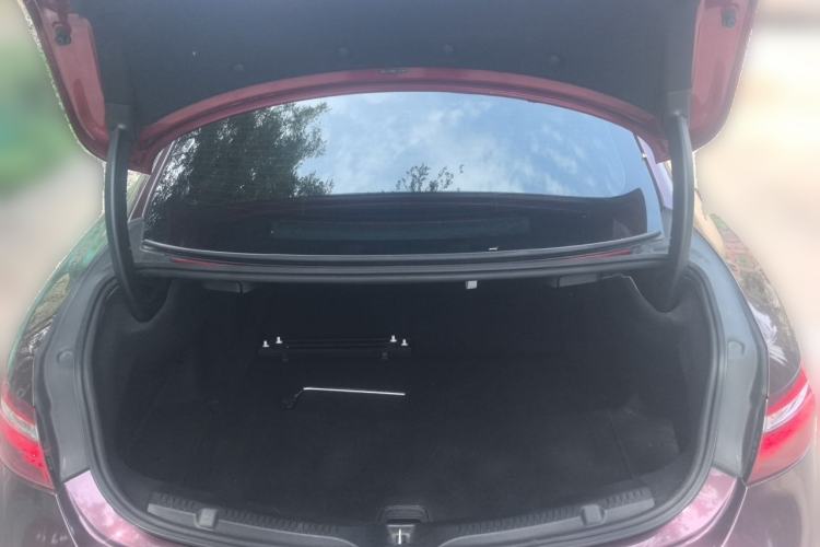 Used Mercedes-Benz E-Class 2020 E 260 Coupe Trunk