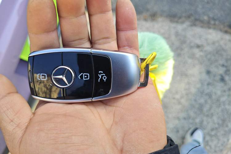 Used Mercedes-Benz E-Class 2020 E 260 Coupe Vehicle Key