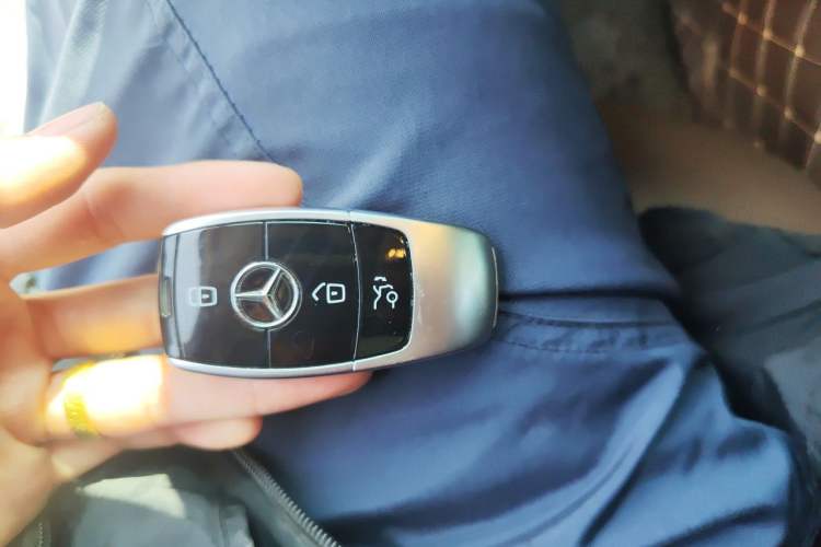 Used Mercedes-Benz E-Class 2020 E 300 L Sport Luxury Edition Vehicle Key