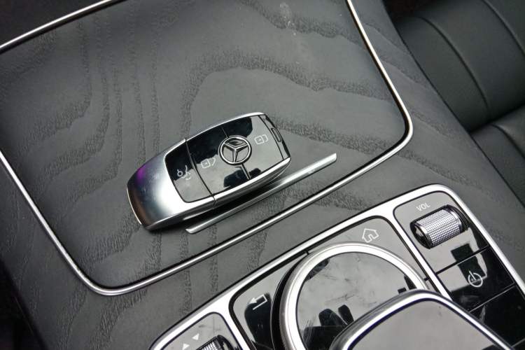 Used Mercedes-Benz E-Class 2020 E 260 Convertible Coupe Vehicle Key