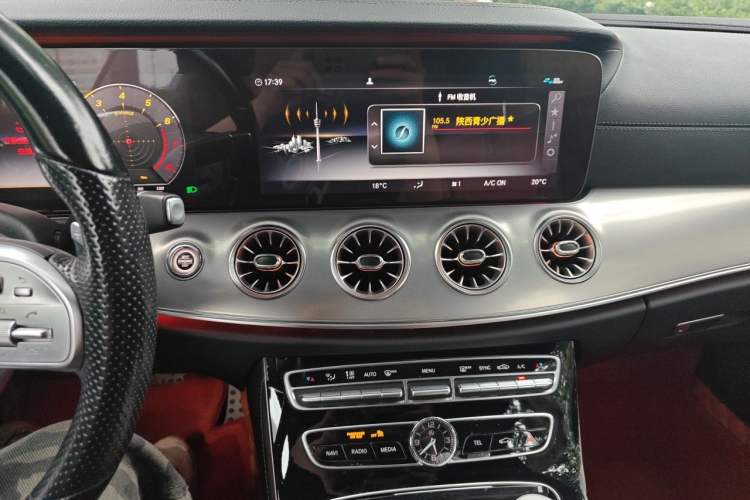 Used Mercedes-Benz E-Class 2020 E 260 Coupe Audio And AC Panel