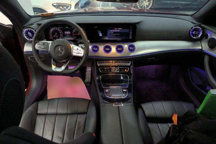 Used Mercedes-Benz E-Class 2020 E 260 Coupe Center Console