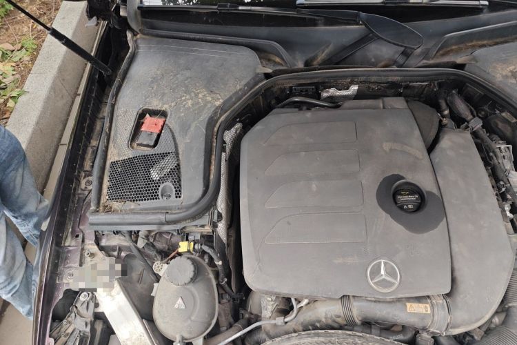 Used Mercedes-Benz E-Class 2020 E 260 Coupe Engine Bay Right