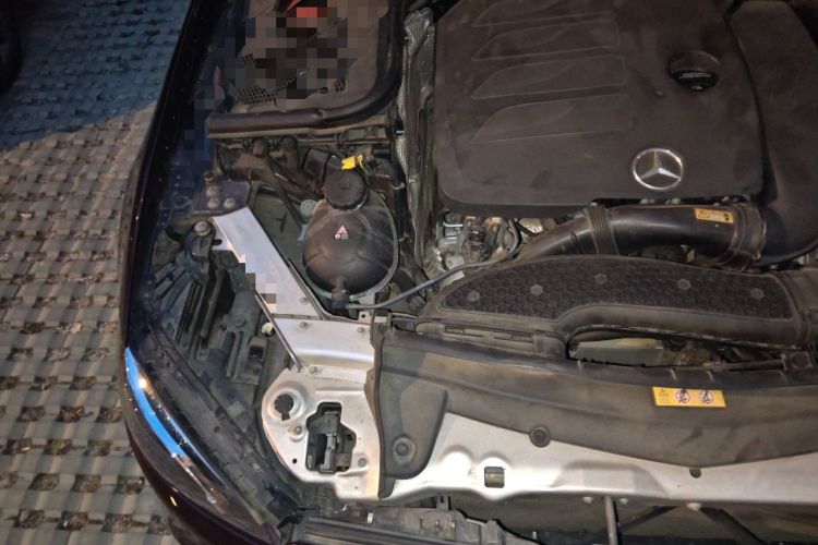 Used Mercedes-Benz E-Class 2020 E 260 Convertible Coupe Engine Bay Right