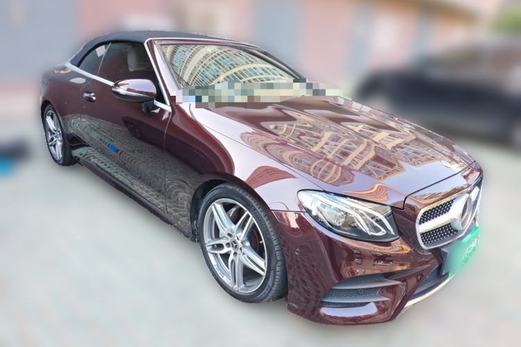 Used Mercedes-Benz E-Class 2020 E 260 Convertible Coupe Front Right 45 Deg