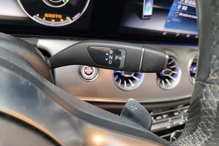 Used Mercedes-Benz E-Class 2020 E 260 Coupe Gear Lever