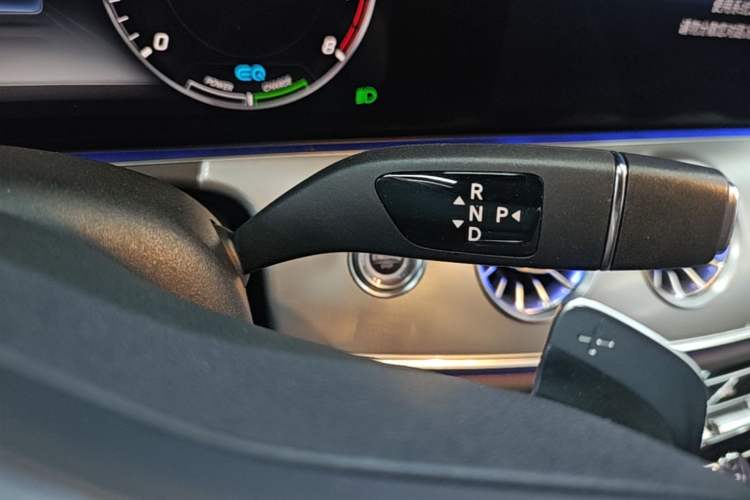 Used Mercedes-Benz E-Class 2020 E 260 Coupe Gear Lever