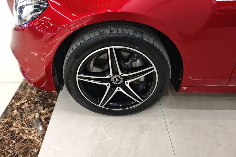 Used Mercedes-Benz E-Class 2020 E 260 Sport Edition Left Front Wheel Hub
