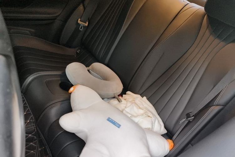 Used Mercedes-Benz E-Class 2020 E 260 Coupe Left Rear Seat