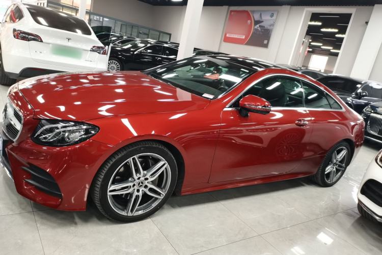 Used Mercedes-Benz E-Class 2020 E 260 Coupe Left Side