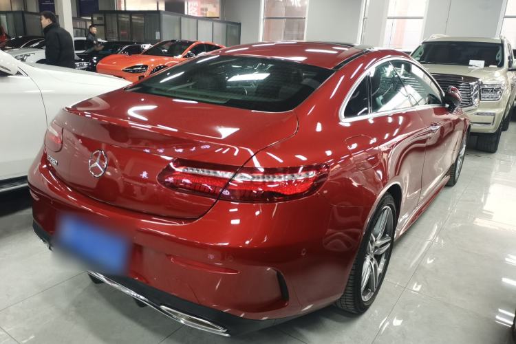 Used Mercedes-Benz E-Class 2020 E 260 Coupe Rear Right 45 Deg