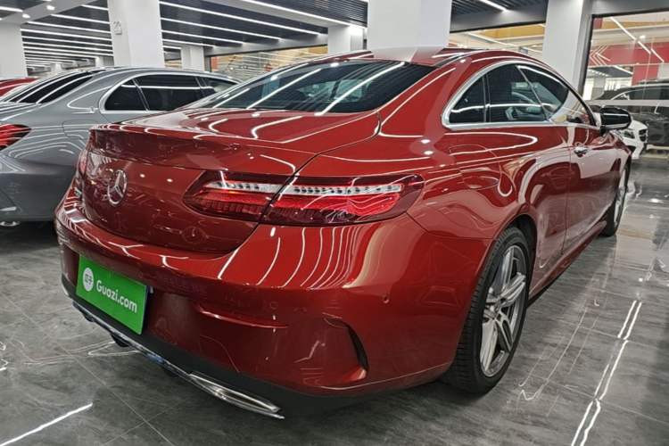 Used Mercedes-Benz E-Class 2020 E 260 Coupe Rear Right 45 Deg