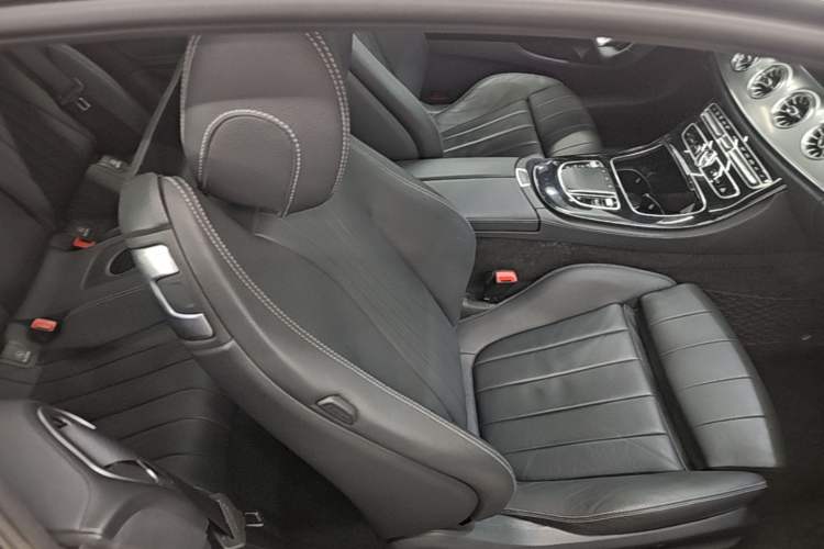 Used Mercedes-Benz E-Class 2020 E 260 Coupe Right Front Seat
