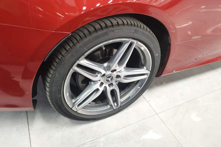 Used Mercedes-Benz E-Class 2020 E 260 Coupe Right Rear Wheel Hub