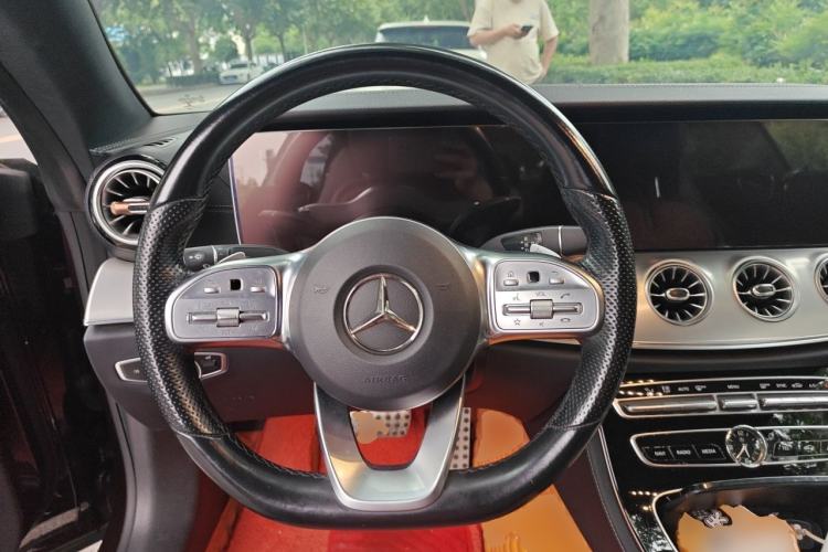Used Mercedes-Benz E-Class 2020 E 260 Coupe Steering Wheel