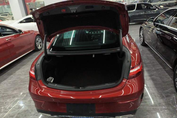 Used Mercedes-Benz E-Class 2020 E 260 Coupe Trunk