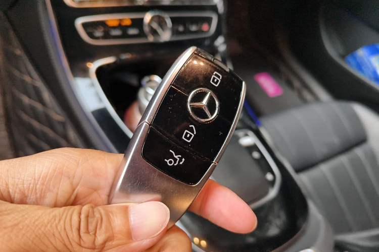 Used Mercedes-Benz E-Class 2020 E 260 Coupe Vehicle Key
