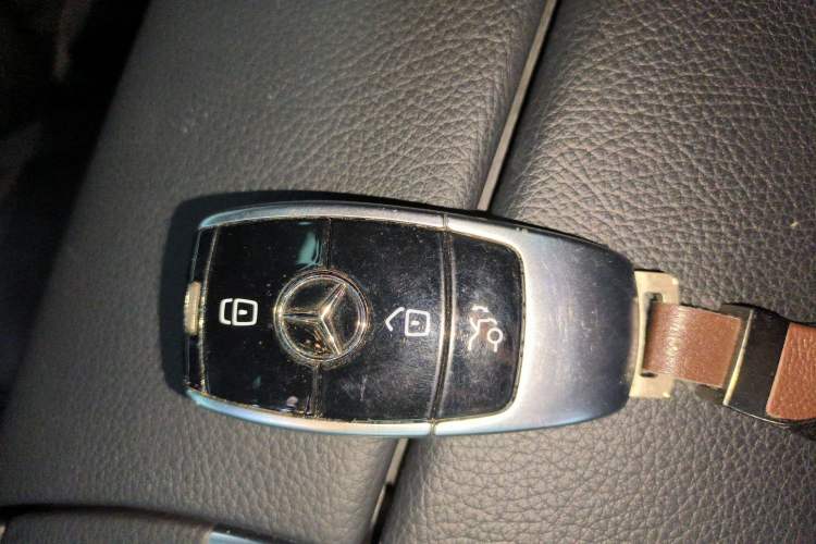 Used Mercedes-Benz E-Class 2020 E 260 Coupe Vehicle Key