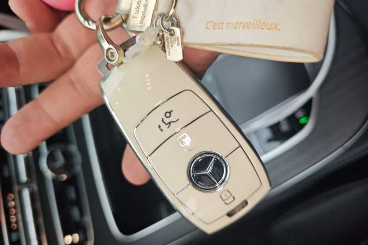 Used Mercedes-Benz E-Class 2020 E 260 L Sport Edition Vehicle Key