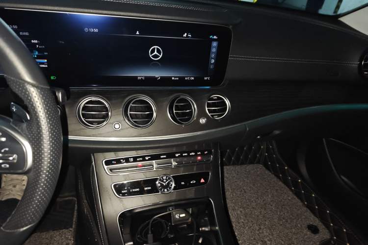Used Mercedes-Benz E-Class 2020 Restyled E 300 L Sport Exclusive Edition Audio And AC Panel
