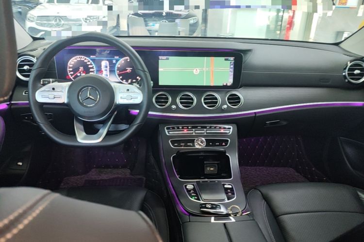 Used Mercedes-Benz E-Class 2020 Restyled E 300 L Sport Exclusive Edition Center Console