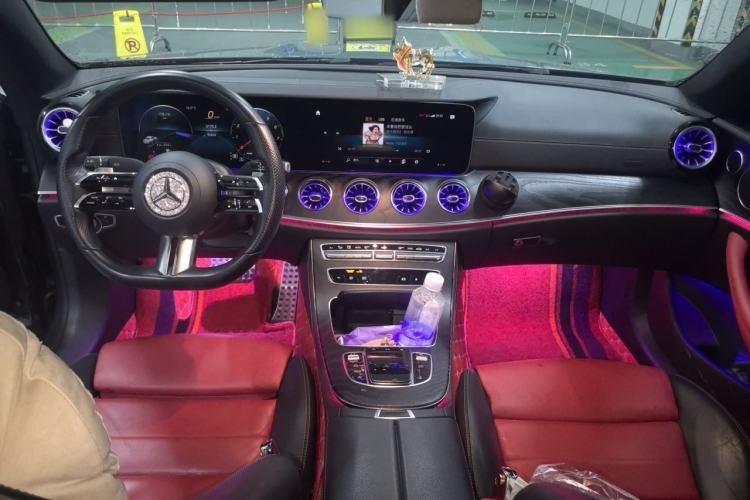 Used Mercedes-Benz E-Class 2020 E 260 Coupe Center Console