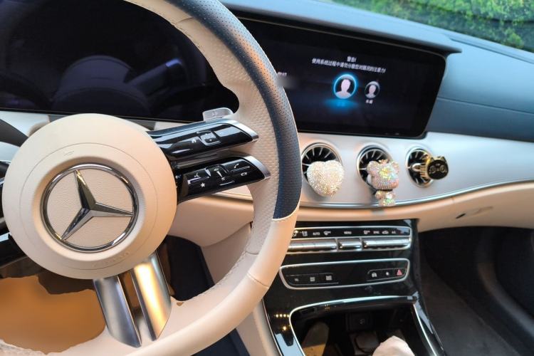 Used Mercedes-Benz E-Class 2020 E 260 Coupe Center Console