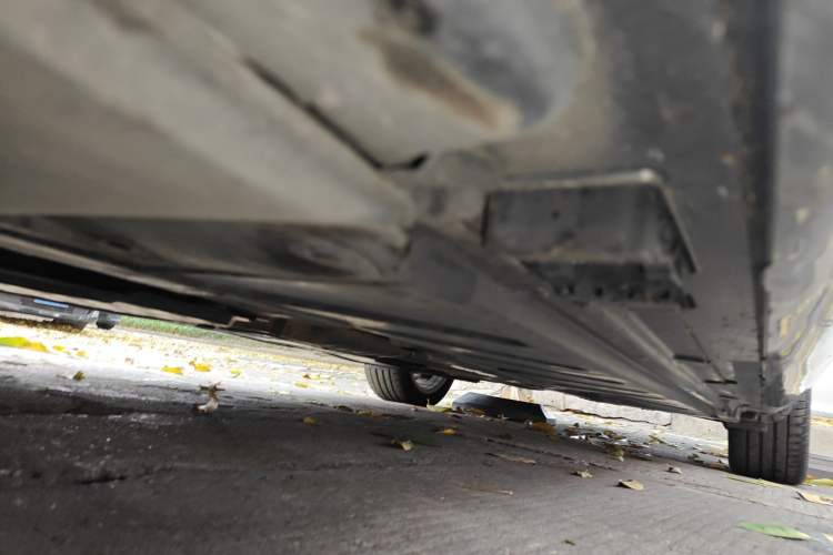 Used Mercedes-Benz E-Class 2020 E 300 L Luxury Model Chassis Front Left