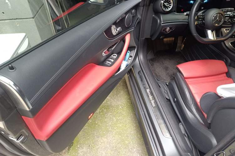 Used Mercedes-Benz E-Class 2020 E 260 Coupe Driver Seat