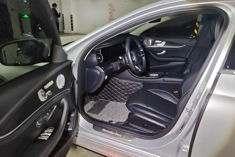 Used Mercedes-Benz E-Class 2020 Restyled E 300 L Sport Exclusive Edition Driver Seat