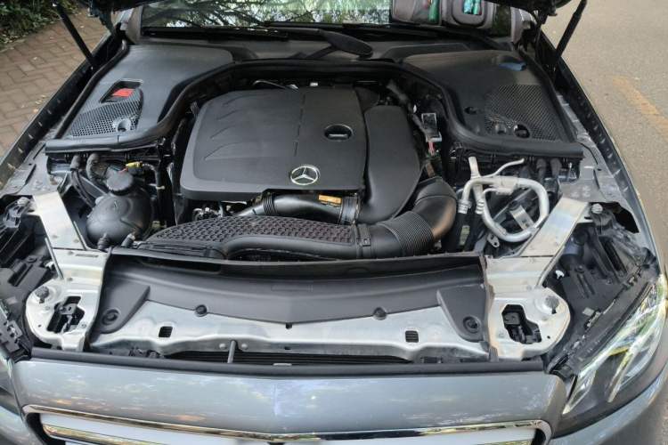 Used Mercedes-Benz E-Class 2020 E 300 L Sport Luxury Edition Engine Bay