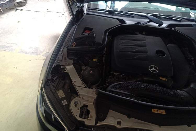 Used Mercedes-Benz E-Class 2020 E 260 Coupe Engine Bay Right