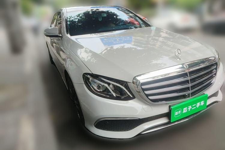 Used Mercedes-Benz E-Class 2020 E 300 L Sporty and Stylish Model Front Right 45 Deg