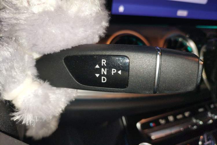 Used Mercedes-Benz E-Class 2020 E 260 Coupe Gear Lever